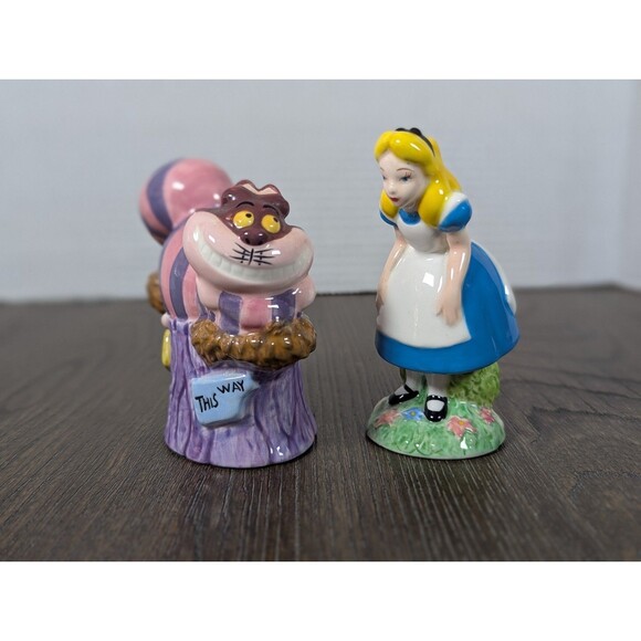 Disney Alice in Wonderland & Cheshire Cat Salt & Pepper Shaker Set Porcelain 4in - Picture 1 of 12